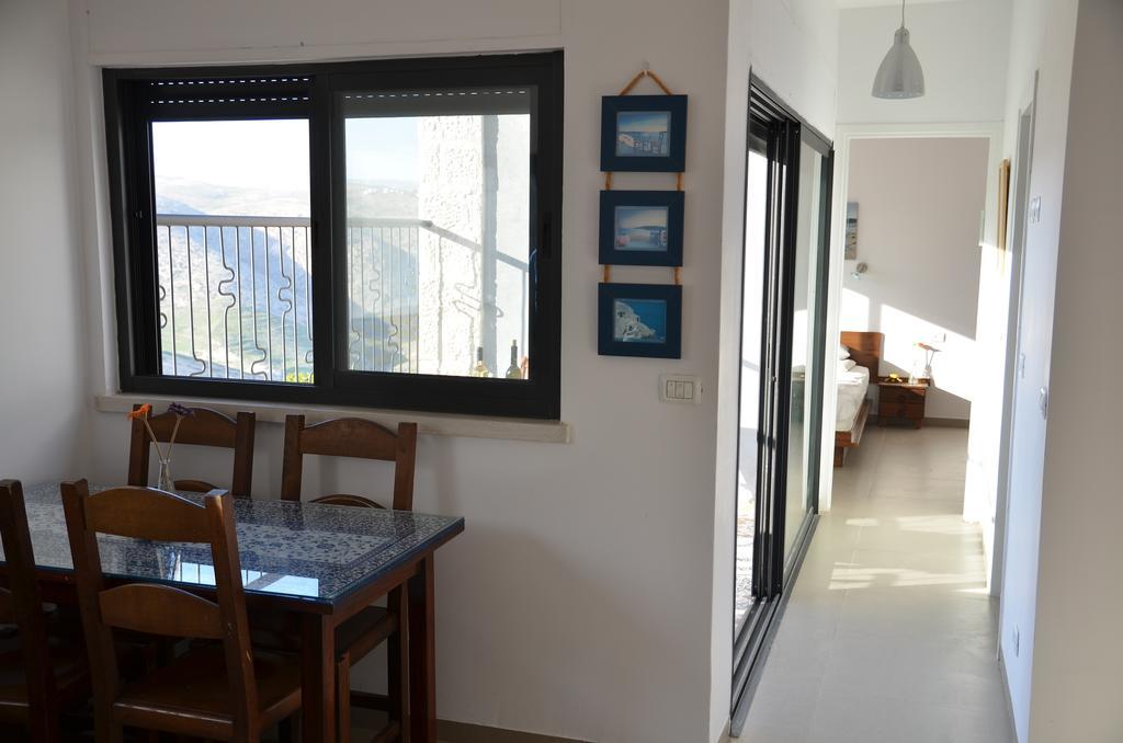 Desert View Suite Kfar Adumim Oda fotoğraf